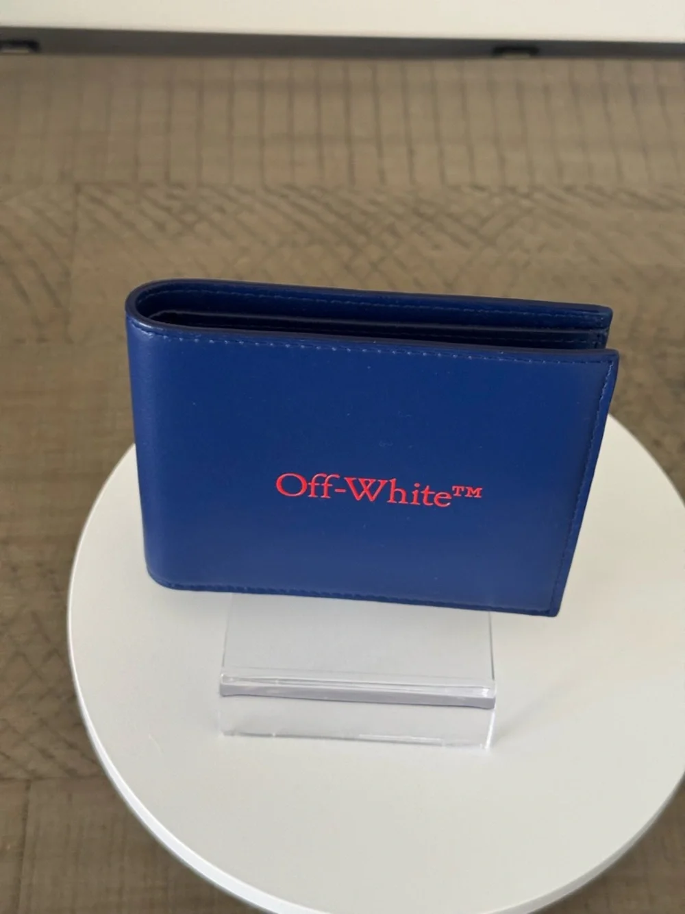 Off-White off white